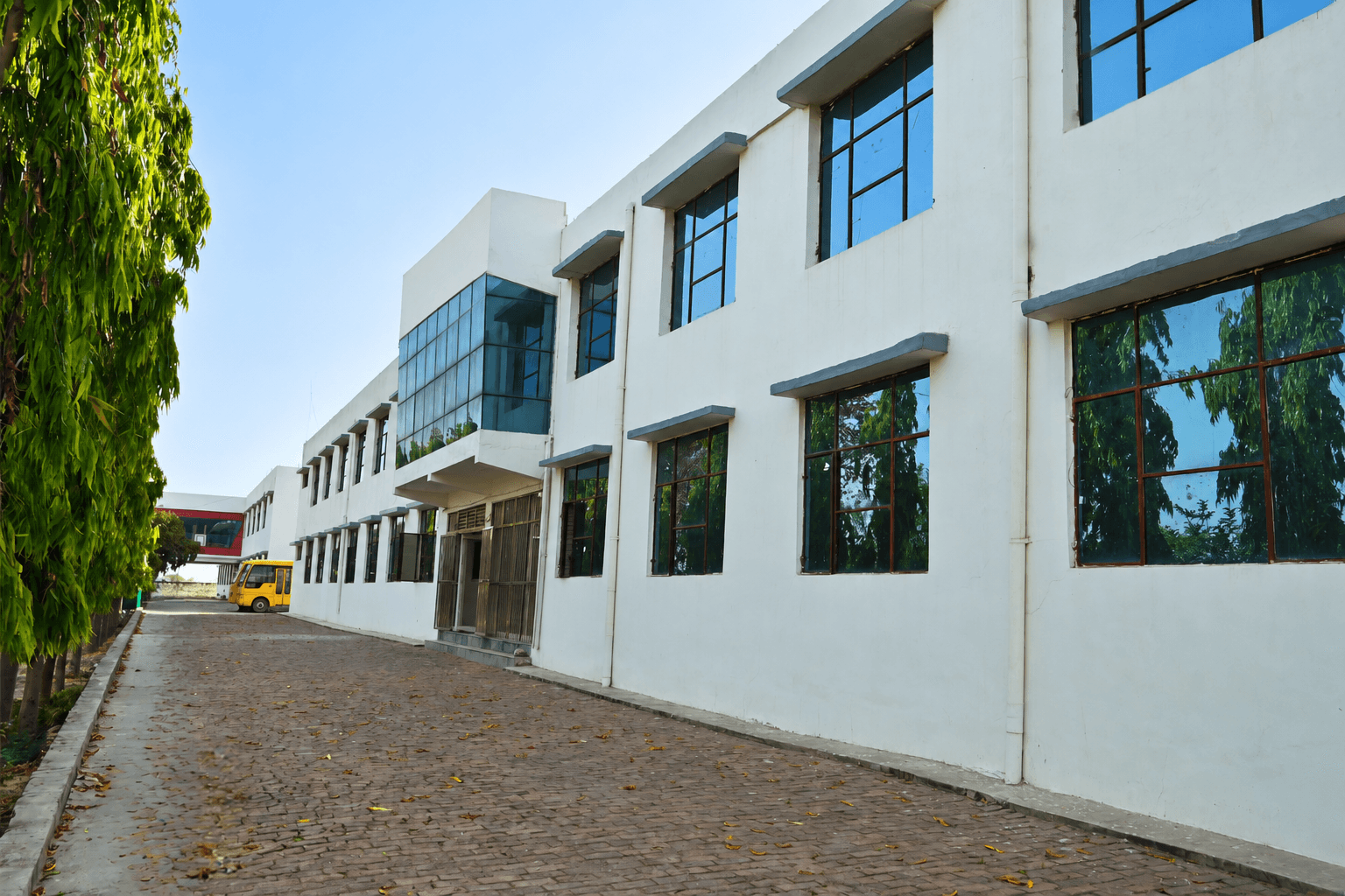 Shri Krishna College of Nursing Education campus